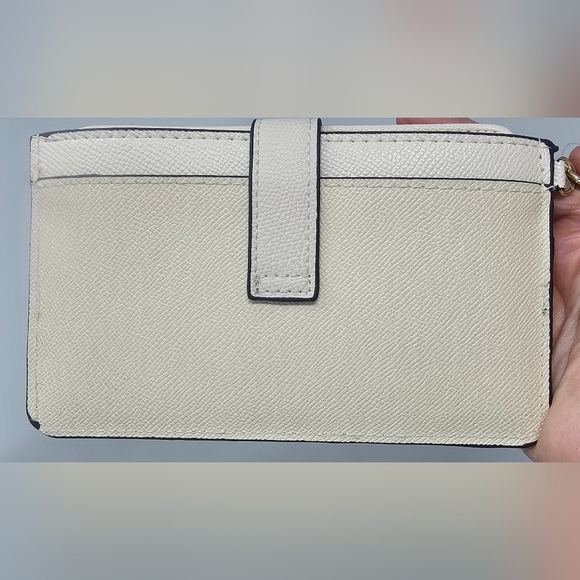 London Fog Sarina Wristlet Cream Caviar Embossed Zip-around Wallet Card Insert - Picture 4 of 12